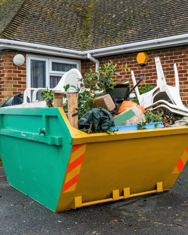 rubbish-skip-outside-a-home